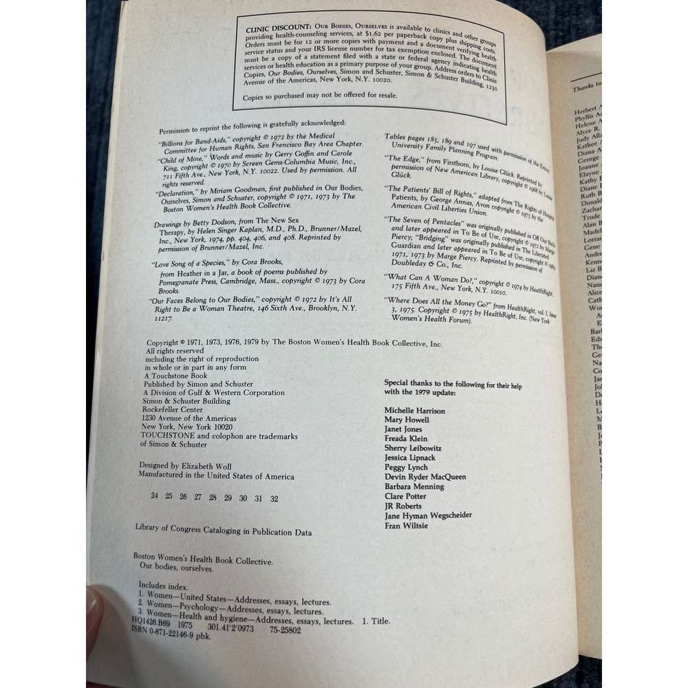 Our Bodies Ourselves 1979 PB Book White Vtg 1970s Feminist Boston Women's Health - Picture 6 of 14